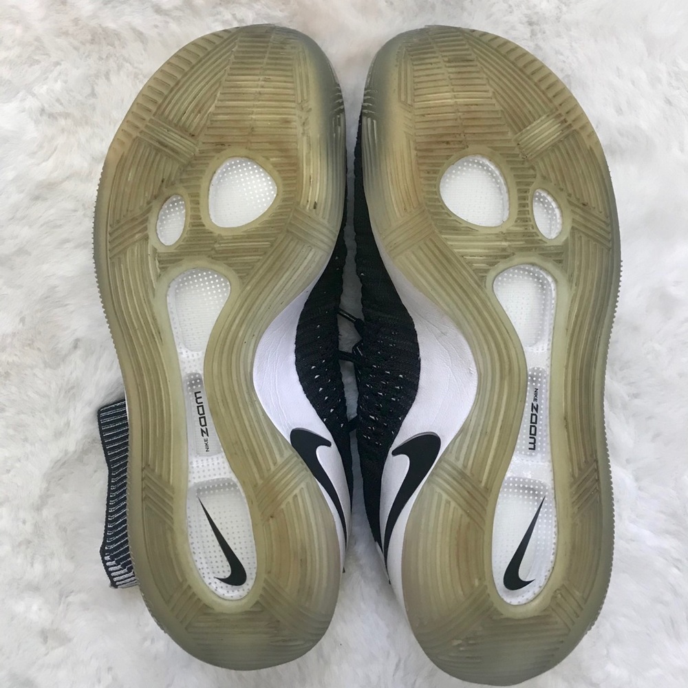 Nike Hyperdunk 2016 Flyknit Zoom Gray Sneakers - Picture 3 of 15